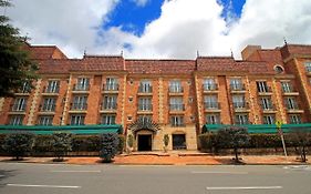 Hotel Estelar Windsor House – All Suites